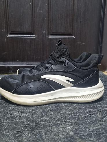 terrex adidas: Мужские кроссовки, 40, Anta, Б/у, цвет - Черный, Самовывоз, Платная доставка — 1
