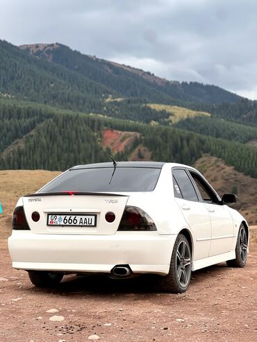 Toyota: Toyota Altezza: 2003 г., 2 л, Автомат, Бензин, Седан — 2