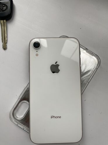телефоны 3000сом: IPhone Xr, Б/у, 64 ГБ, Matte Silver, Зарядное устройство, Защитное стекло, Чехол, 78 %