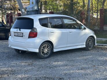 Honda: Honda Fit: 2003 г., 1.5 л, Вариатор, Бензин, Хэтчбэк