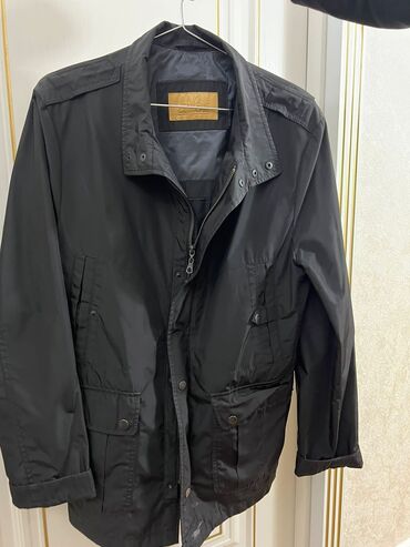 kurtka baku: Женская куртка S (EU 36), M (EU 38), цвет - Черный