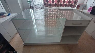 морозильная камера для мороженого бу: Mağaza vitrin-buxalter stolu (şüşəli vitrin + kassir/işçi bölməsi) -