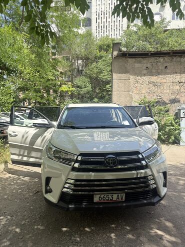 Toyota: Toyota Highlander: 2019 г., 3.5 л, Автомат, Бензин, Внедорожник