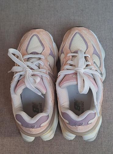 sky duks: New balance za devojčice, kupljene u Buzz u, broj 32,kao NOVE — 4