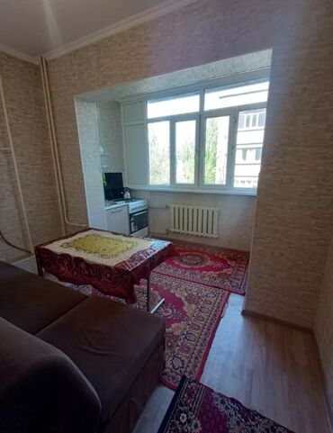 квартира снимается: 1 комната, 35 м², 105 серия, 3 этаж, Старый ремонт