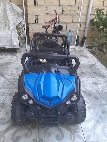 uşaq oyuncaqları taçki: Uşaq üçün elektrikli off-road tipli maşın - Rəng: mavi/qara korpus — 1
