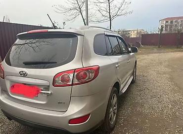 07 2010: Hyundai Santa Fe: 2 l | 2010 il Ofrouder/SUV — 6