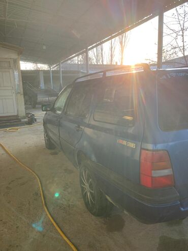 Volkswagen: Volkswagen Golf: 1995 г., 1.8 л, Механика, Бензин, Универсал — 3