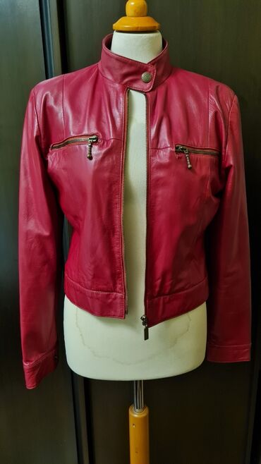 teksas jakne sa krznom: Kožna jakna PETROF. Divna, meka i izuzetno kvalitetna koža. Odlično