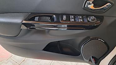 nissan note 2013: Renault Clio: 1.5 l | 2014 il 500 km Universal — 5