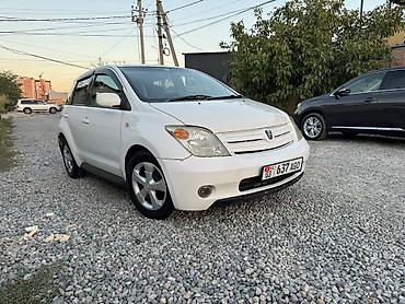знаки: Toyota Ist: 2003 г., 1.5 л, Автомат, Бензин, Хэтчбэк — 3