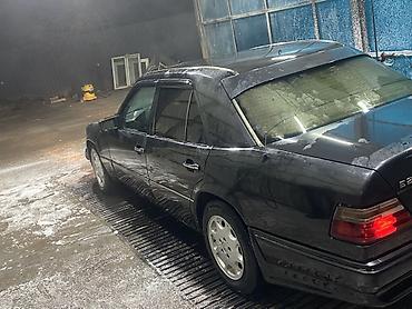 Mercedes-Benz: Mercedes-Benz E-Class: 1995 г., 2.2 л, Механика, Бензин, Седан — 5