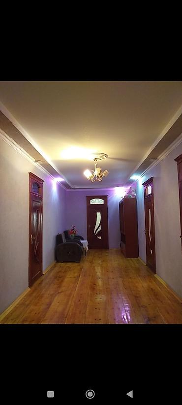 Uzunmüddətli kirayə mənzillər: Həyətyanı torpaq sahəsi 1 hektardır. Həyətdə bir böyük tövlə, 3 dam, 1 — 8