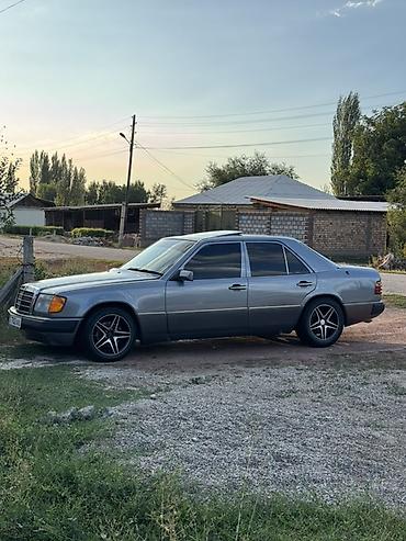 smart open: Mercedes-Benz W124: 1990 г., 2.3 л, Механика, Бензин, Седан — 6
