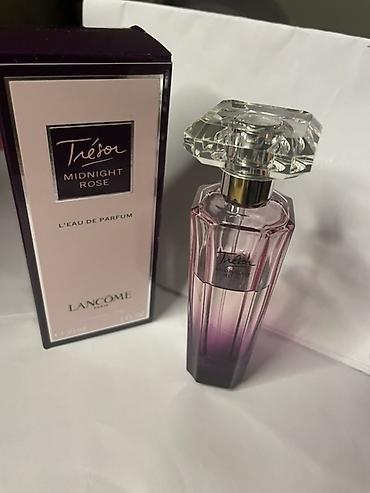 parfum az: Lancôme Trésor Midnight Rose L’Eau de Parfum – 30 ml YARISINDAN — 1