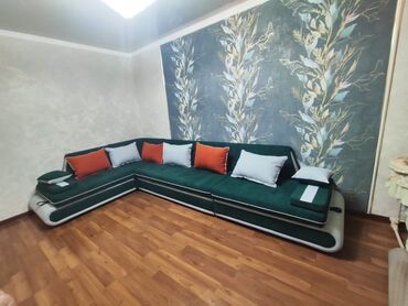 двухъярусный диван: Угловой диван, цвет - Бежевый, Новый