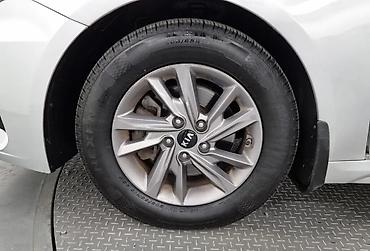 Kia: Kia K5: 2018 г., Автомат, Газ, Седан at lalafo.kg — 10 Kia: Kia K5: 2018 г., Автомат, Газ, Седан — 10