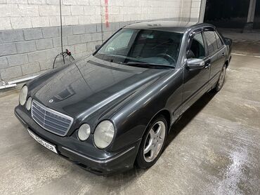 мерседес зеркало: Mercedes-Benz E 220: 2001 г.