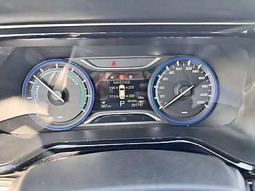 baic eu5: Продаю GAC Aion S, цвет бежевый, запас хода 430 км, но по факту 380 — 6