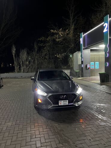 авто в такси: Hyundai Sonata: 2018 г., 2.4 л, Автомат, Бензин, Седан