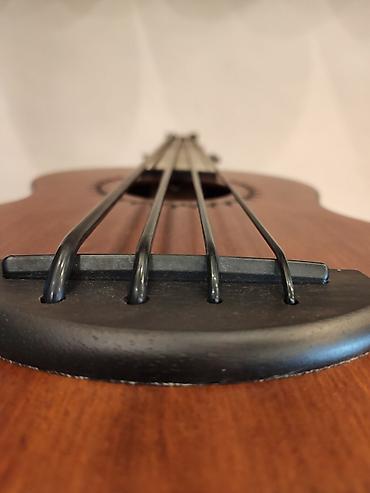 gitara kabel: Ukulele mahalo mb1tbr simlərin sayı: 4 simlər:black aquila ukulele — 2