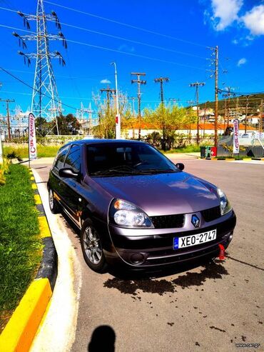 Renault Clio: 1.2 l | 2003 year 125800 km. Hatchback