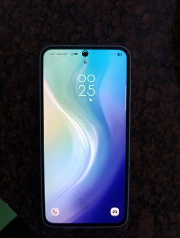 телефон fly с хорошим аккумулятором: Samsung Galaxy A35, 128 ГБ, цвет - Белый, Отпечаток пальца, Face ID