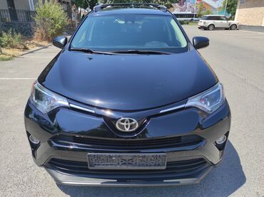 Toyota: Toyota RAV4: 2018 г., 2.5 л, Автомат, Бензин, Кроссовер