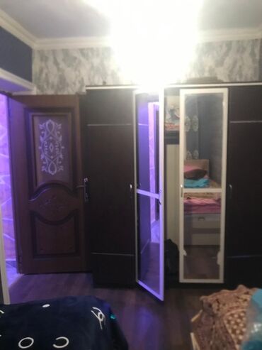 Köhnə tikili: Qazax Rayonu Bazarstor ilə üz bə üz bina 3 otaqlı mənzil kirayə — 7