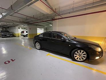 Opel: Opel Insignia: 2 l | 2010 il 369000 km Sedan — 4