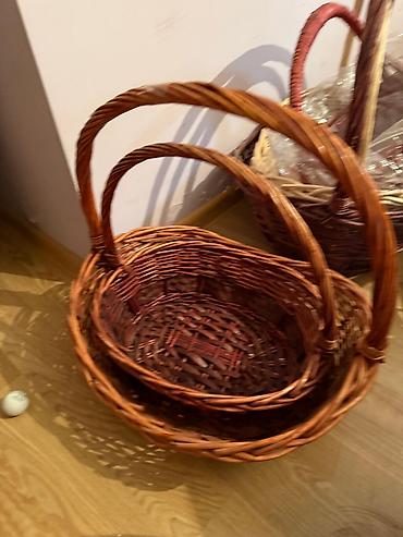 Корзины: Имеется разные корзины, разного размера и дизайна По ценам писать на — 13