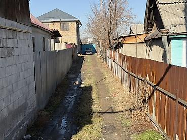 Продажа коттеджей и домов: Продаётся жилой дом с просторным двором и хозпостройками — 7