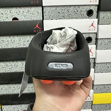 Сабо: Сабо, 42.5, Nike, Новый, цвет - Черный — 8