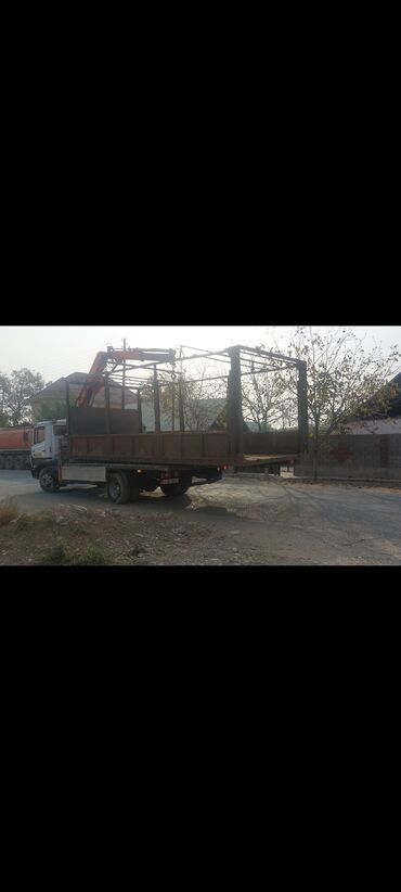 Грузовые кузова и будки: Mercedes-Benz