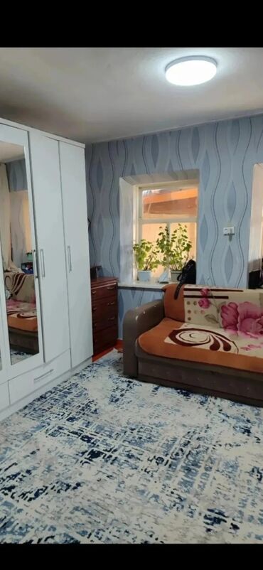 сдаю частный дом в аренду: 68 м², 3 комнаты, Парковка, Забор, огорожен