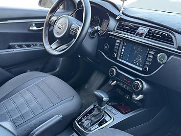 berde masin: Kia Rio: 1.6 l | 2020 il Sedan — 2