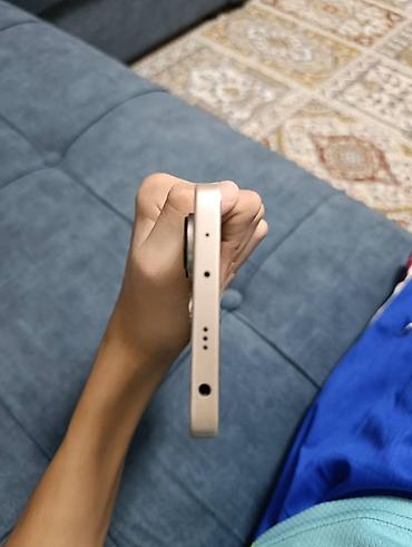 nokia 9: Смартфон с большим безрамочным дисплеем и вырезом под фронтальную — 1
