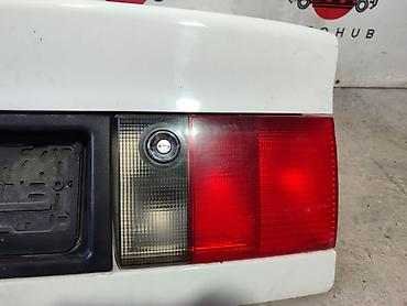 фары на ауди 100 с4: Фонарь крышки багажника правый для Audi 100 C4, двигатель 2.0, год — 1