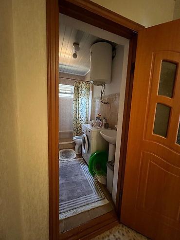 Продажа коттеджей и домов: Продаётся добротный дом в г. Бишкек 📍 Ж/м Кара-Жыгач, ул. Дордой — — 10