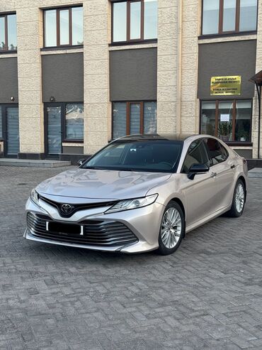 Toyota: Toyota Camry: 2019 г., 2.5 л, Автомат, Бензин, Седан