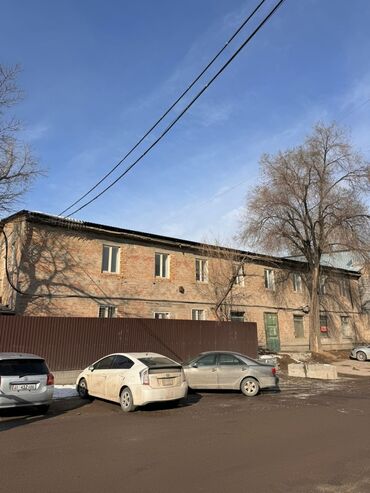 отель в бостери: Продаю Офис 537 м², С ремонтом, Административное здание, 2 этаж