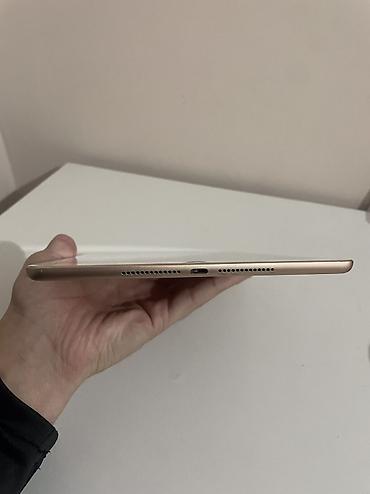 apple ipad pro 2018: Планшет, Apple, память 32 ГБ, 9" - 10", Wi-Fi, Б/у, Классический цвет - Золотой — 3