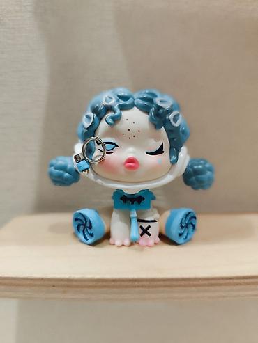 funco pop: Фигурка Pop Mart Skullpanda серия "City of Night" Ее имя: Heart — 2