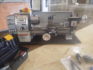 Metal dəzgahları: BENCH LATHE – TURNER Vario dəzgah Model seçimləri: - TURNER 210x400 — 10