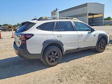 Продажа авто: Subaru Outback: 2022 г., 2.4 л, Автомат, Бензин — 4