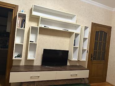 multi tool: 2.40 sm kamod 2 m tv stend Açıq krem rəngdə qonaq otağı üçün mebel — 4