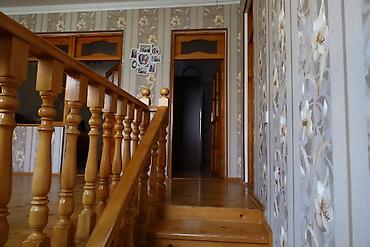 Həyət evləri və villaların satışı: 6 otaqlı, 300 kv. m, Orta təmir — 27