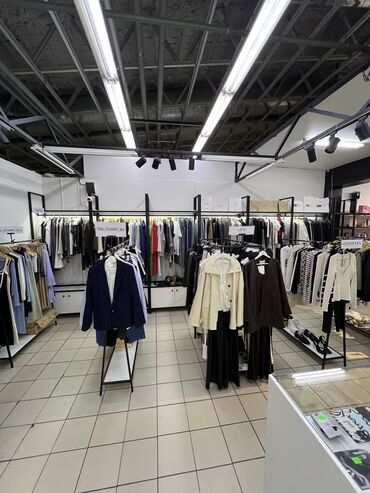 Стеллажи: На заказ изготовим стеллажи, кронштейны, стойки, примерочные со — 22