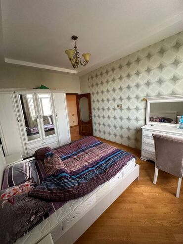 Uzunmüddətli kirayə mənzillər: 7-ci Mikrorayonda 16 mərtəbəli binanın 5-ci mərtəbəsində 3 otaqlı -da lalafo.az — 4 Uzunmüddətli kirayə mənzillər: 7-ci Mikrorayonda 16 mərtəbəli binanın 5-ci mərtəbəsində 3 otaqlı — 4