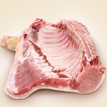 продаю свинину: Продаю мясо свинины тушамимясо всегда свежее охлаждённое доставка в
